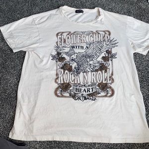 Oversized graphic tee